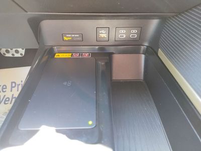 2025 Toyota Camry - Photo 35