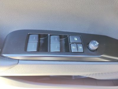 2025 Toyota Camry - Photo 19