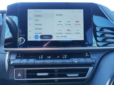 2025 Toyota Camry - Photo 38