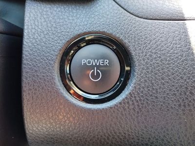 2025 Toyota Camry - Photo 36