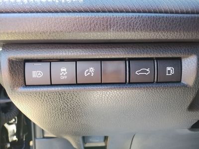2025 Toyota Camry - Photo 23