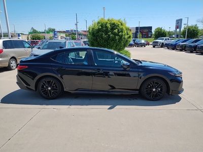 2025 Toyota Camry - Photo 6