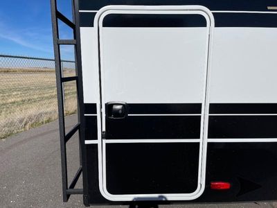 2026 Brinkley Model Z - Photo 15