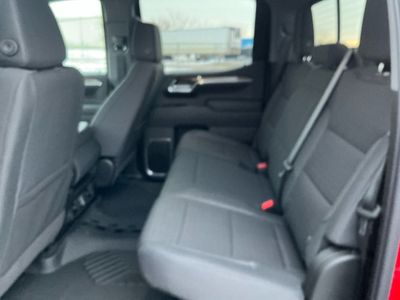 2026 Chevrolet Silverado 1500 — photo 17 view