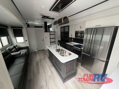 2026 Keystone RV Alpine Avalanche Edition - Photo 17