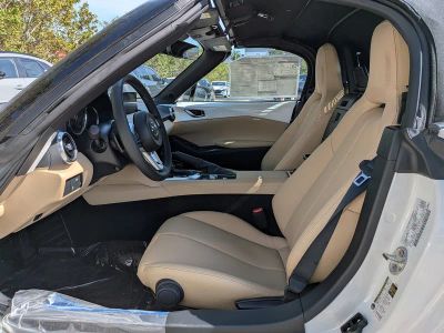 2026 Mazda MX-5 Miata — photo 15 view
