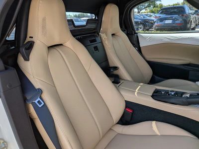 2026 Mazda MX-5 Miata — photo 14 view