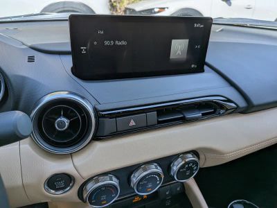 2026 Mazda MX-5 Miata — photo 16 view