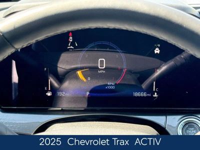 2025 Chevrolet Trax - Photo 3