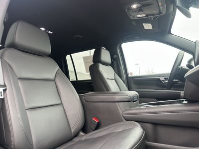 2025 Chevrolet Suburban - Photo 35