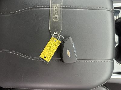 2025 Chevrolet Suburban - Photo 36