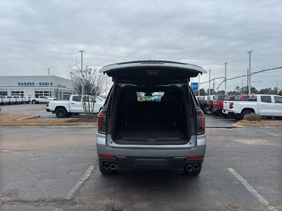 2025 Chevrolet Suburban - Photo 29