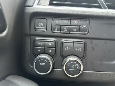 2025 Chevrolet Suburban - Photo 19