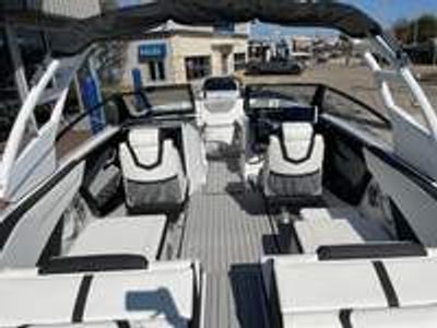 2026 Yamaha 222 SE - Photo 11