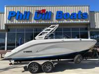 2026 Yamaha 222 SE - Photo 2