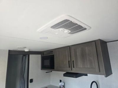 2026 Grand Design Transcend One - Photo 14