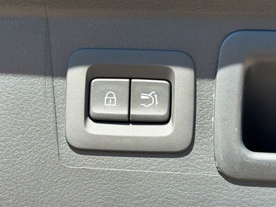 2026 Mazda CX-50 Hybrid — photo 13 view