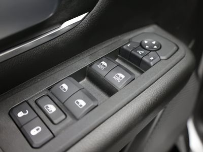 2025 Ram 1500 - Photo 12