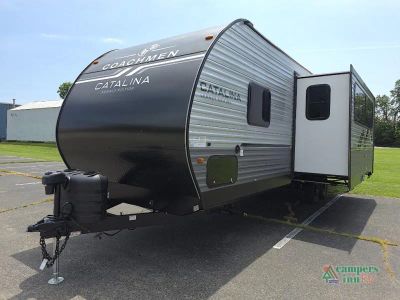 2027 Coachmen RV Catalina Legacy — interior view