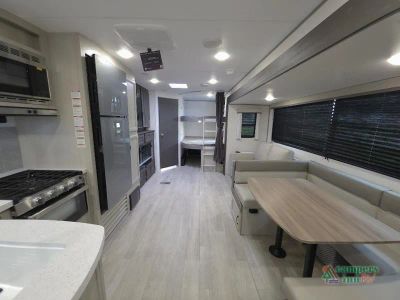 2027 Coachmen RV Catalina Legacy — photo 26 view