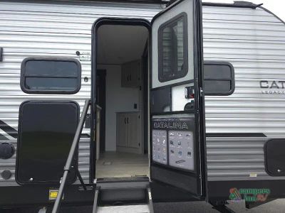 2027 Coachmen RV Catalina Legacy — photo 22 view