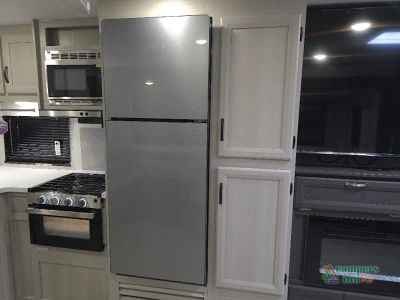 2027 Coachmen RV Catalina Legacy — photo 40 view