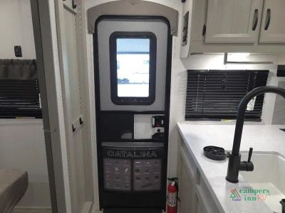 2027 Coachmen RV Catalina Legacy — photo 24 view