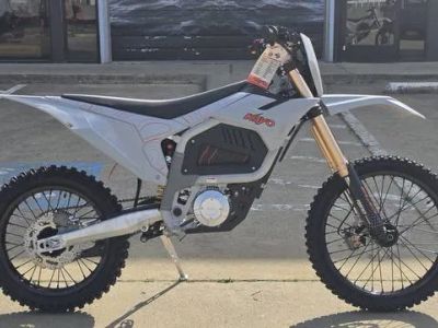 2026 Kayo eC2i — front three-quarter view