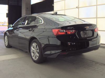 2025 Chevrolet Malibu - Photo 3