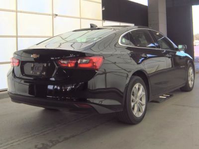 2025 Chevrolet Malibu - Photo 2