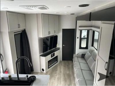 2026 Jayco Seismic - Photo 12