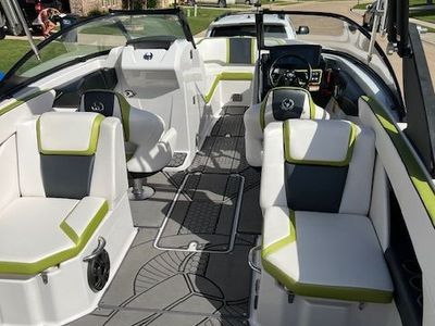2017 Scarab 255 Impulse - Photo 3