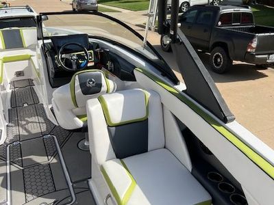 2017 Scarab 255 Impulse - Photo 5