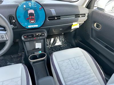 2026 MINI Hardtop 4 Door — photo 18 view