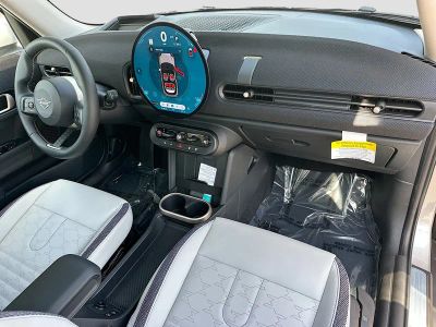 2026 MINI Hardtop 4 Door — photo 23 view