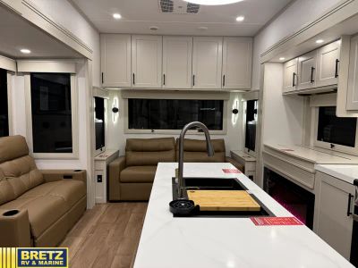 2026 Grand Design Solitude - Photo 4