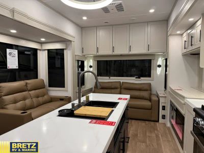 2026 Grand Design Solitude - Photo 5