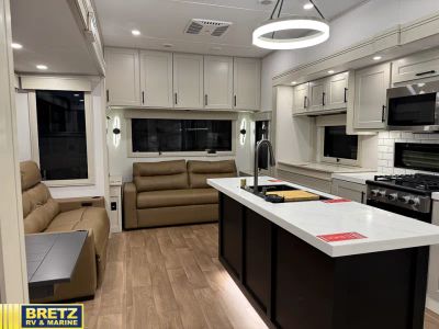2026 Grand Design Solitude - Photo 3