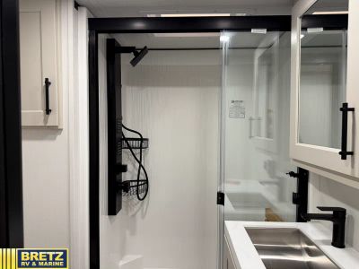 2026 Grand Design Solitude - Photo 17