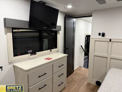 2026 Grand Design Solitude - Photo 15