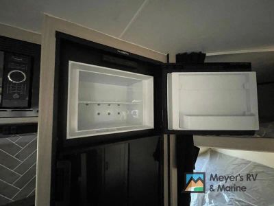 2022 Coachmen RV Apex Ultra-Lite - Photo 19