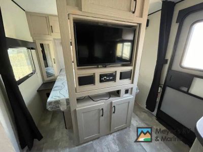 2022 Coachmen RV Apex Ultra-Lite - Photo 23