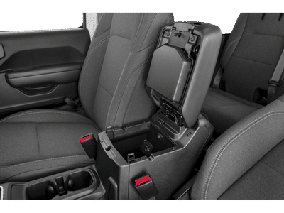 2025 Jeep Wrangler — photo 16 view