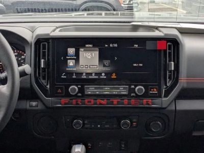 2026 Nissan Frontier — photo 17 view