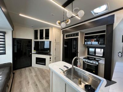 2026 Forest River RV Vengeance Rogue Armored — photo 13 view