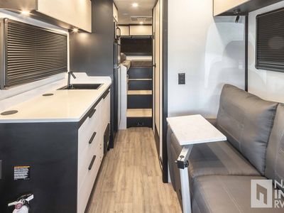 2026 Tiffin Motorhomes Open Trail - Photo 9