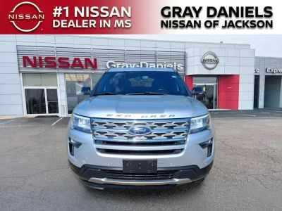 2018 Ford Explorer - Photo 2