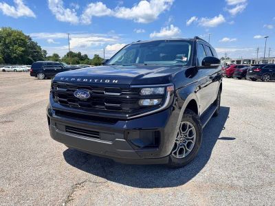 2026 Ford Expedition Active in Black Metallic — front three-quarter view