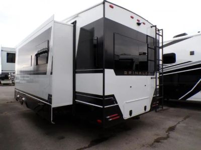2026 Brinkley RV Model Z - Photo 3