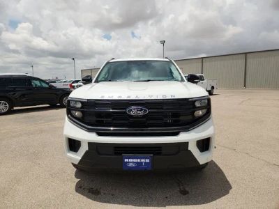 2026 Ford Expedition — side profile view